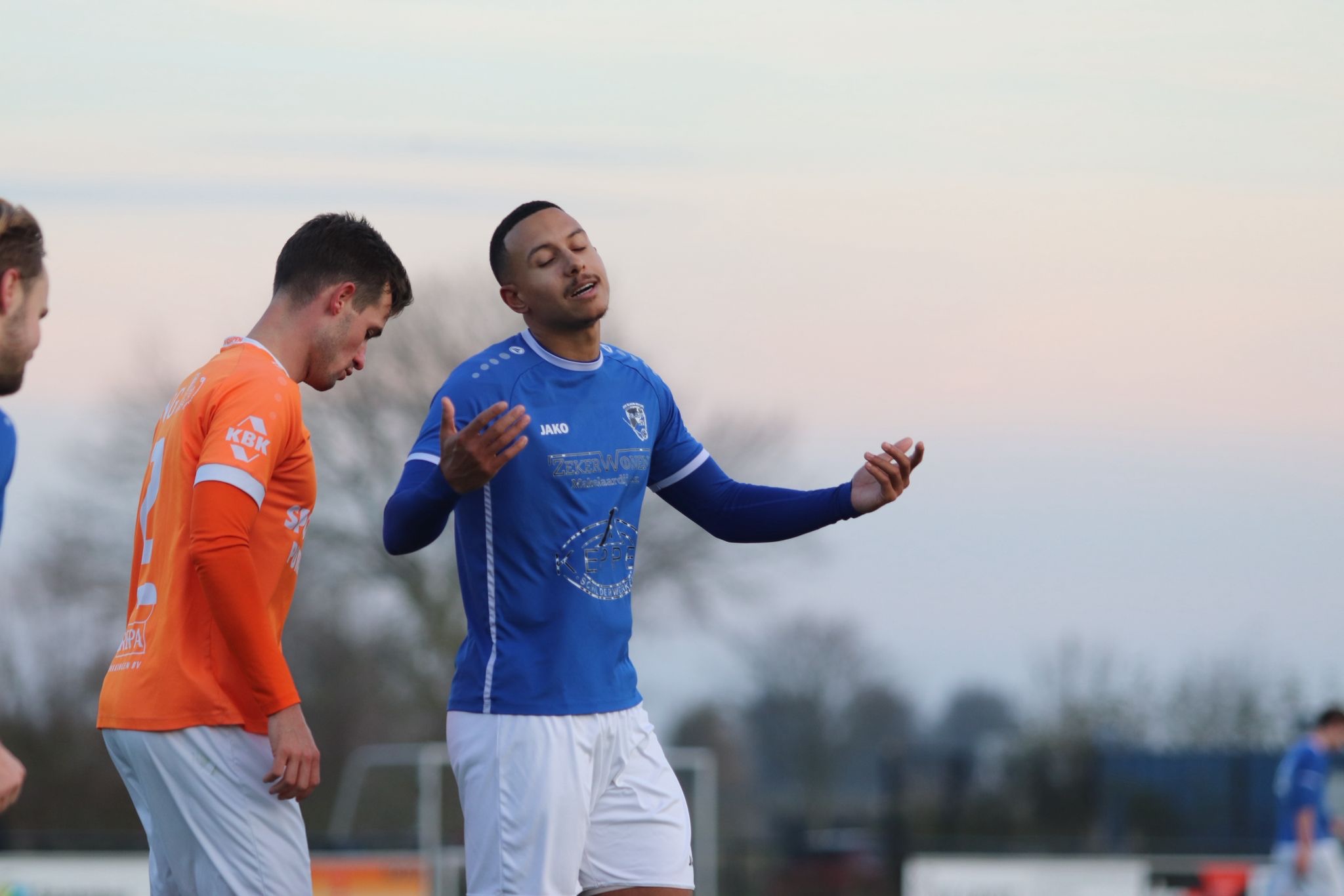 Geflatteerde nederlaag voor Blauw-Wit in Neck