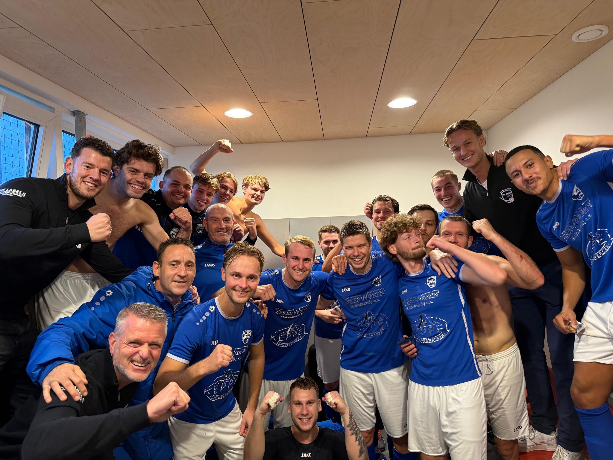 Kay Bruinendael schiet Blauw-Wit langs Westzaan (1-4)