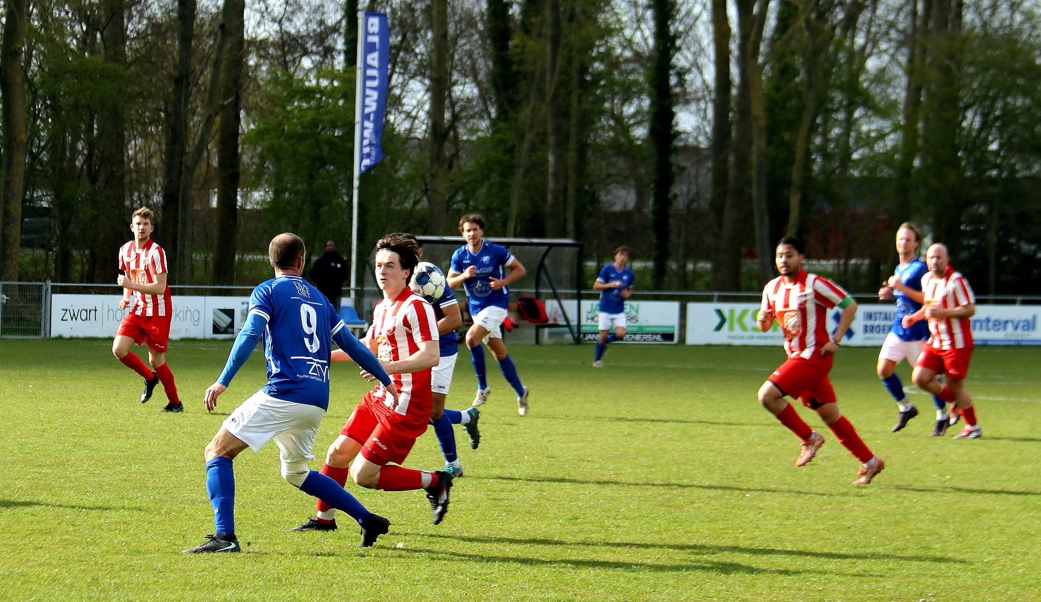 Blauw-Wit laat zich verrassen door Westzaan